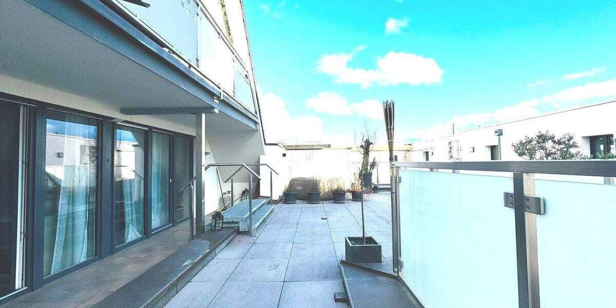 Etagenwohnung Fürth Poppenreuth - 4 Zimmer, 170 m&sup2;, 1.410&euro; | Angebot:26703043