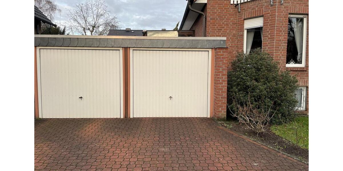 Dachgeschoßwohnung Hannover Herrenhausen-Stöcken - 3 Zimmer, 84 m&sup2;, 880&euro; | Angebot:24890343