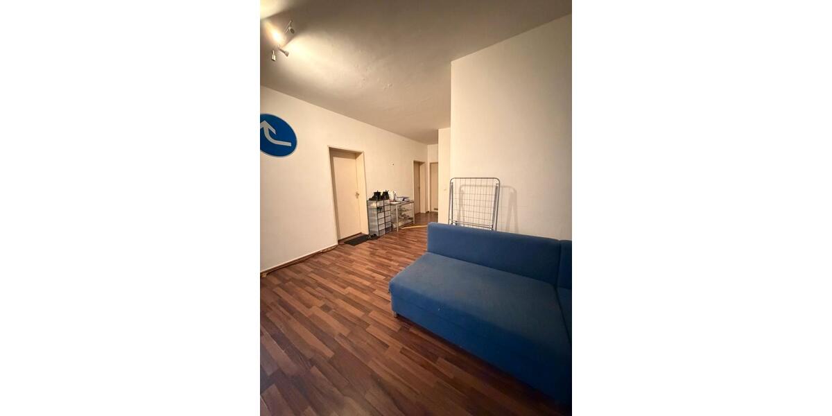 Helles Zimmer in Frauen-WG 1 zimmer