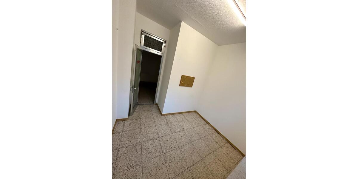 Ladenlokal zu Vermieten zimmer