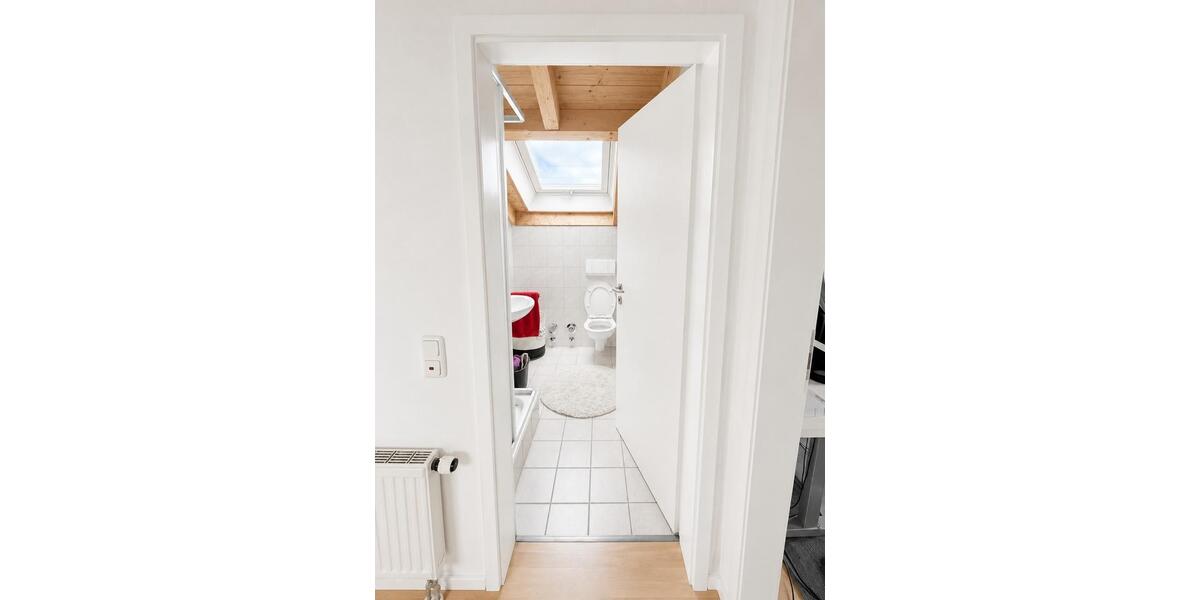 Dachgeschoßwohnung Murnau am Staffelsee - 2 Zimmer, 38 m&sup2;, 730&euro; | Angebot:26656328