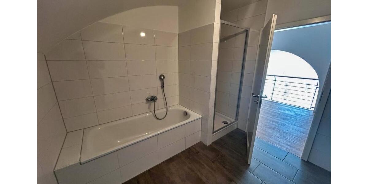 Etagenwohnung Germersheim - 4 Zimmer, 177 m&sup2;, 1.500&euro; | Angebot:23540819