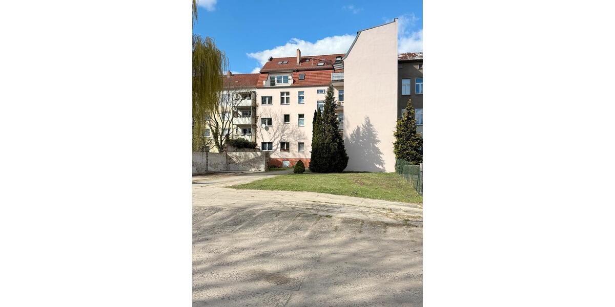 Etagenwohnung Frankfurt (Oder) Booßen - 4 Zimmer, 101 m&sup2;, 1.150&euro; | Angebot:26115806