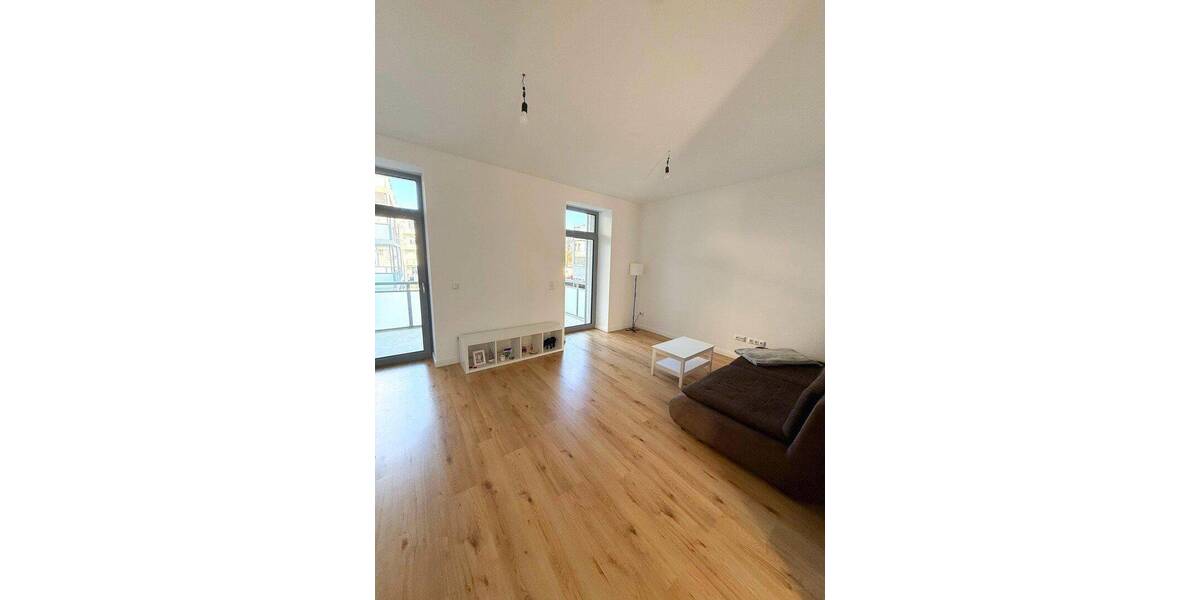 Etagenwohnung Magdeburg Salbke - 2 Zimmer, 68 m&sup2;, 573&euro; | Angebot:26805534