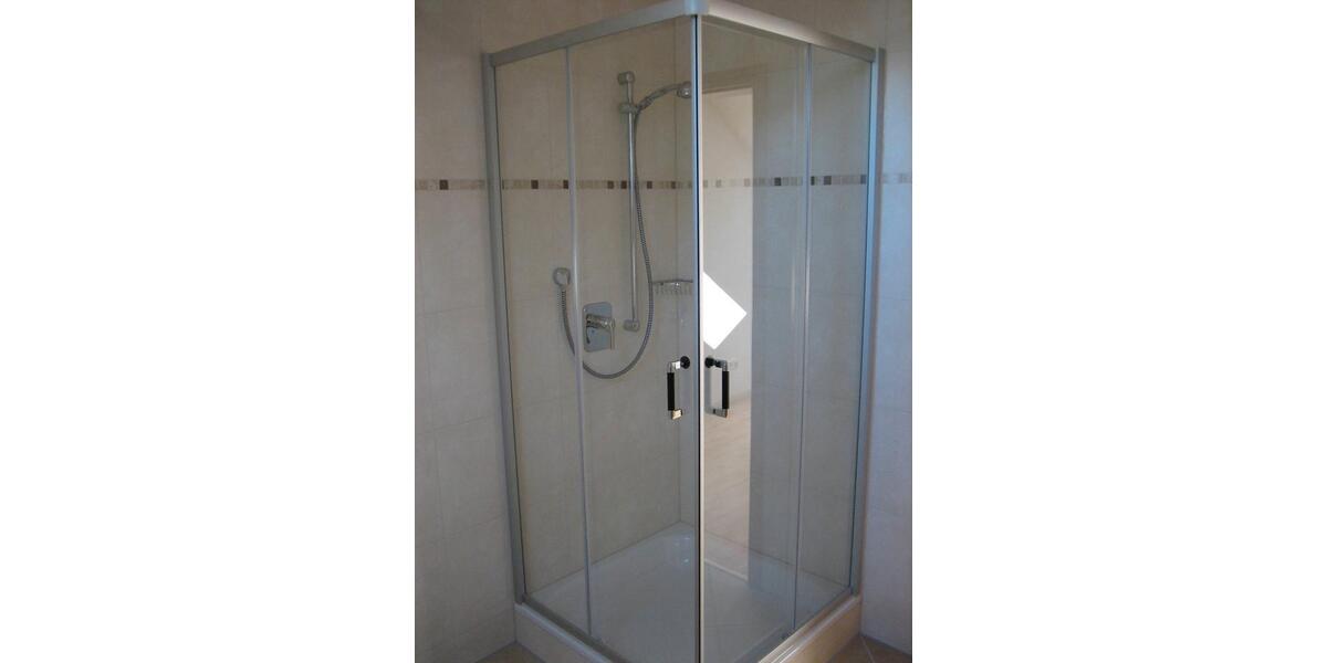 Dachgeschoßwohnung Berglern - 2 Zimmer, 32 m&sup2;, 480&euro; | Angebot:26603781