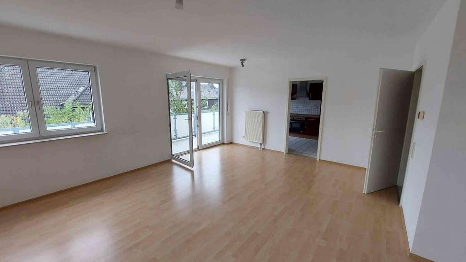 Helle Wohnung mit Balkon in guter Lage 2 zimmer