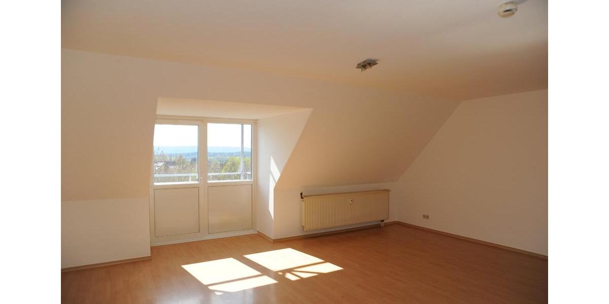 Dachgeschoßwohnung Sonneberg - 3 Zimmer, 80 m&sup2;, 510&euro; | Angebot:25962780