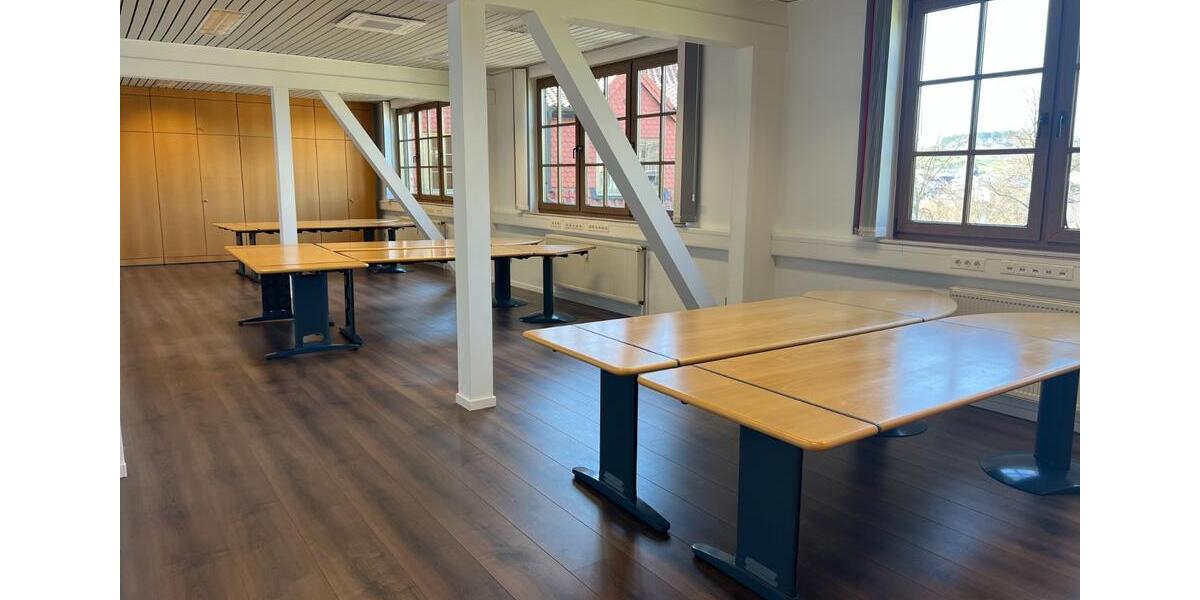 Gewerbeobjekt Warburg - 7&euro; | Angebot:20349077