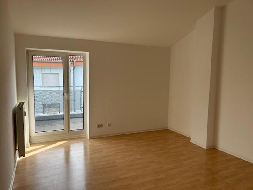 Vermiete helle 2-Zimmerwohnung in Pforzheim nähe Fachhochschule!