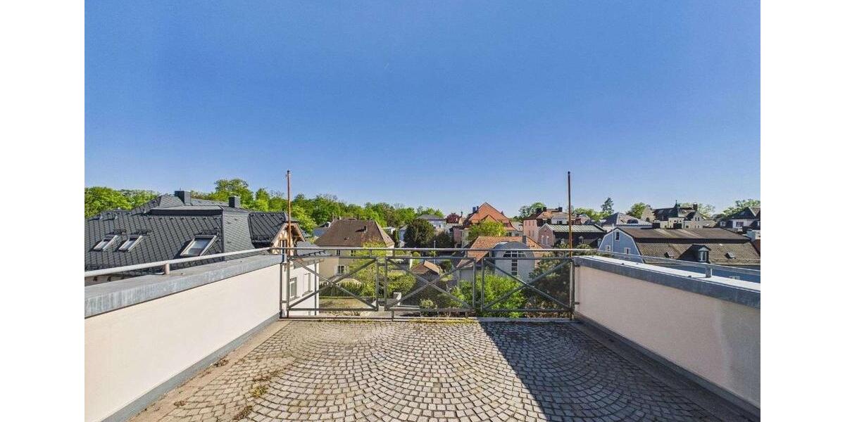 Dachgeschoßwohnung Regensburg Das Dörnberg - 2 Zimmer, 122 m&sup2;, 1.500&euro; | Angebot:26432751