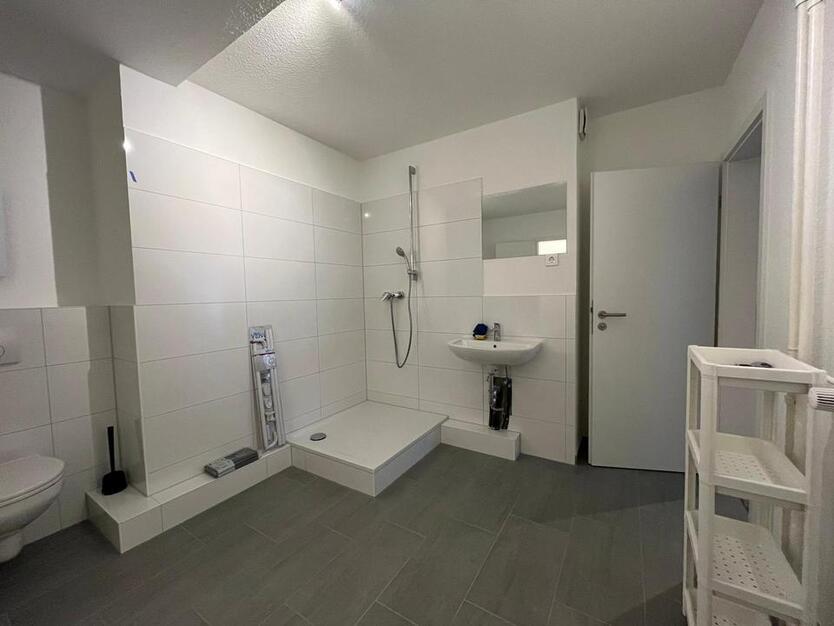 Möbliertes WG Zimmer mit unweit der Uni und vom Hauptbahnhof zimmer