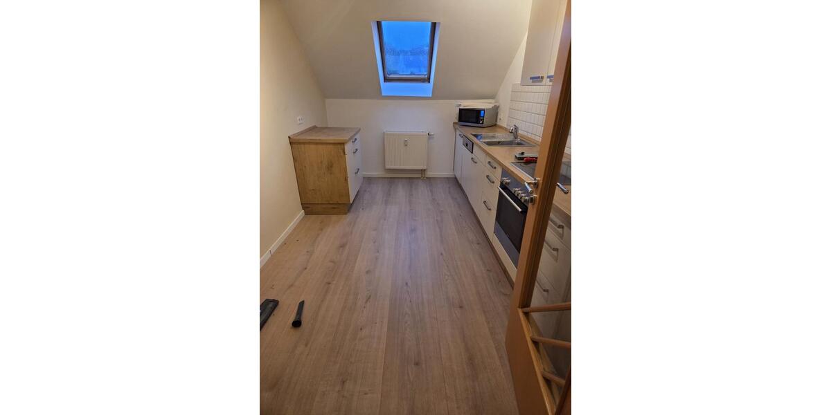 Moderne 3 Zimmer Dachgeschosswohnung mit EBK in Niederaula 3 zimmer