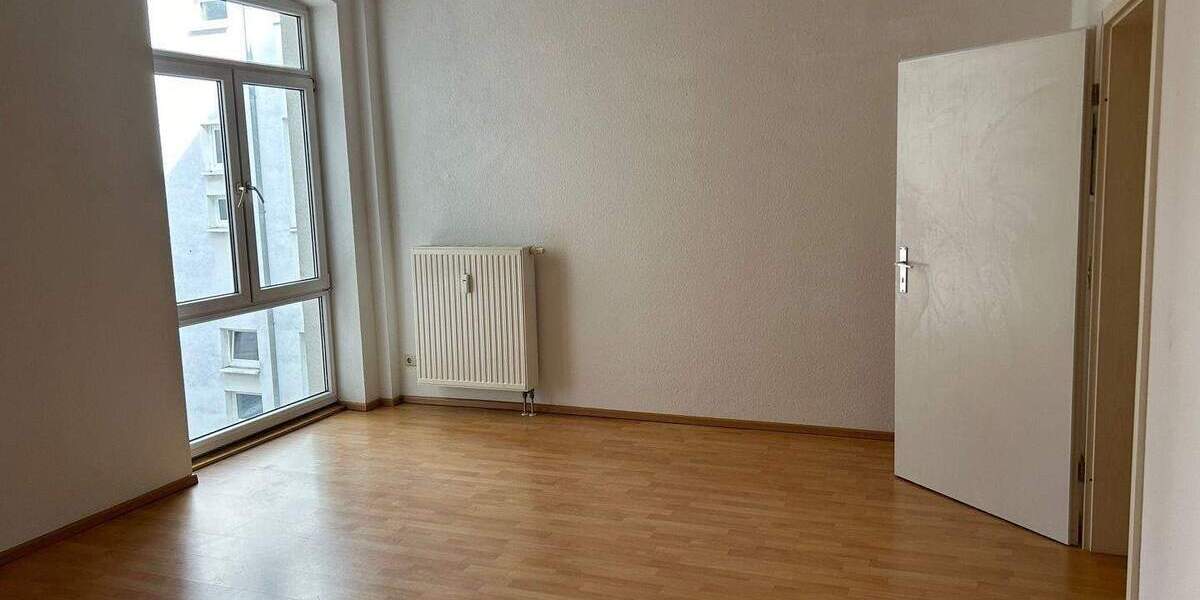 Etagenwohnung Halle (Saale) Altstadt - 3 Zimmer, 75 m&sup2;, 600&euro; | Angebot:26170816