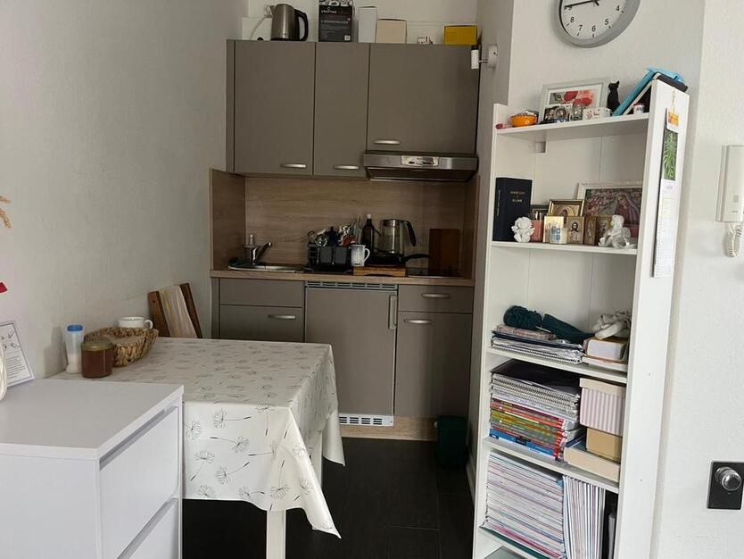 ein Zimmer aprtment