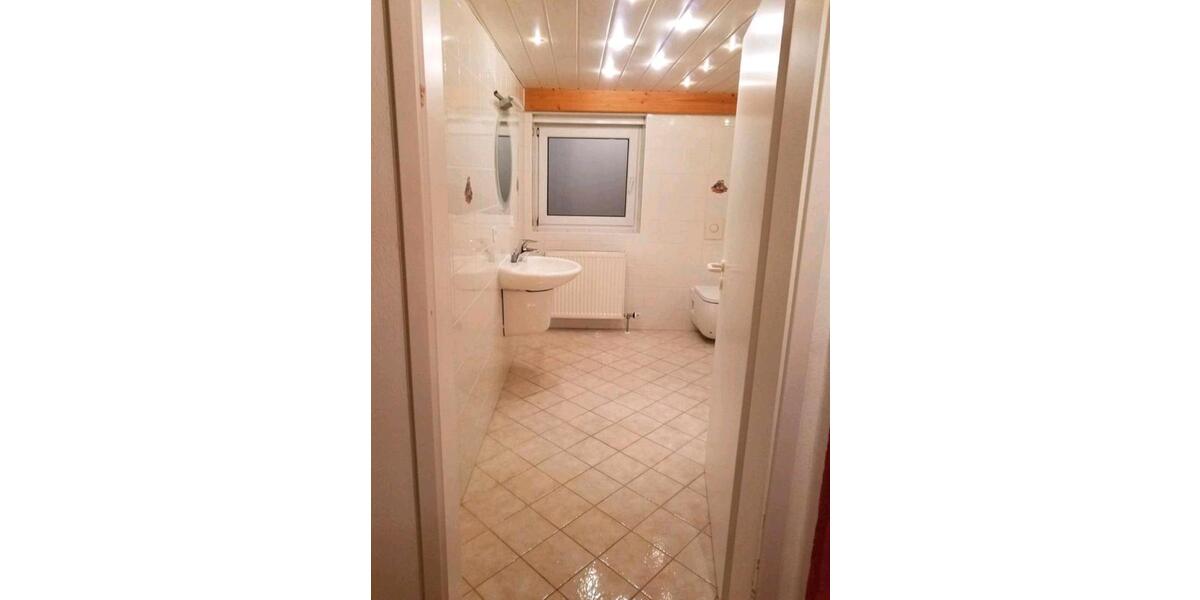 Dachgeschoßwohnung Kirchberg im Wald - 2 Zimmer, 74 m&sup2;, 640&euro; | Angebot:26598083