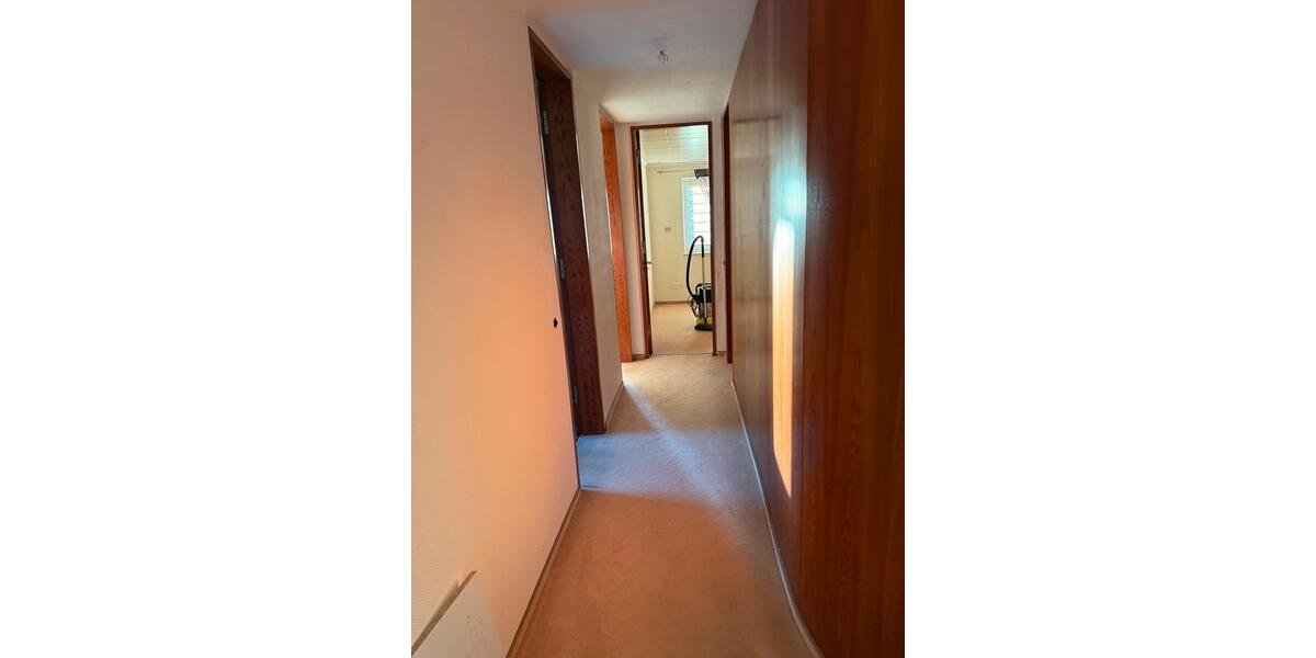 Etagenwohnung Winterberg - 4 Zimmer, 110 m&sup2;, 1.350&euro; | Angebot:26608720