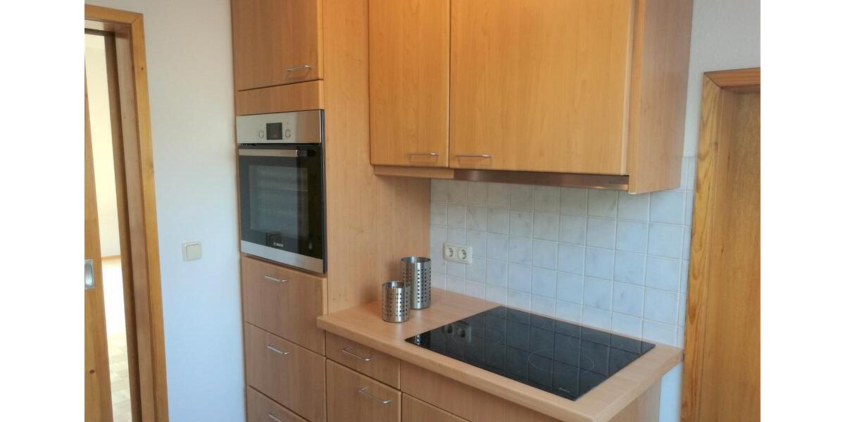 Dachgeschoßwohnung Schlüchtern - 4 Zimmer, 125 m&sup2;, 950&euro; | Angebot:26620839