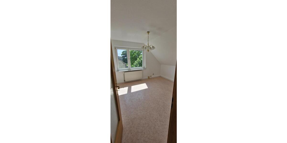 Dachgeschoßwohnung Goldberg - 2 Zimmer, 48 m&sup2;, 290&euro; | Angebot:25794998