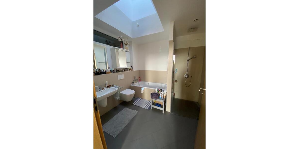Etagenwohnung Braunschweig - 4 Zimmer, 140 m&sup2;, 2.650&euro; | Angebot:26423608