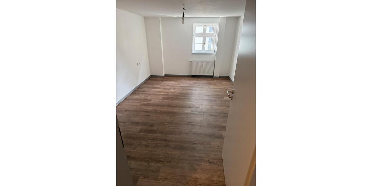 Erdgeschoßwohnung Bad Wildungen - 3.5 Zimmer, 73 m&sup2;, 600&euro; | Angebot:26327847