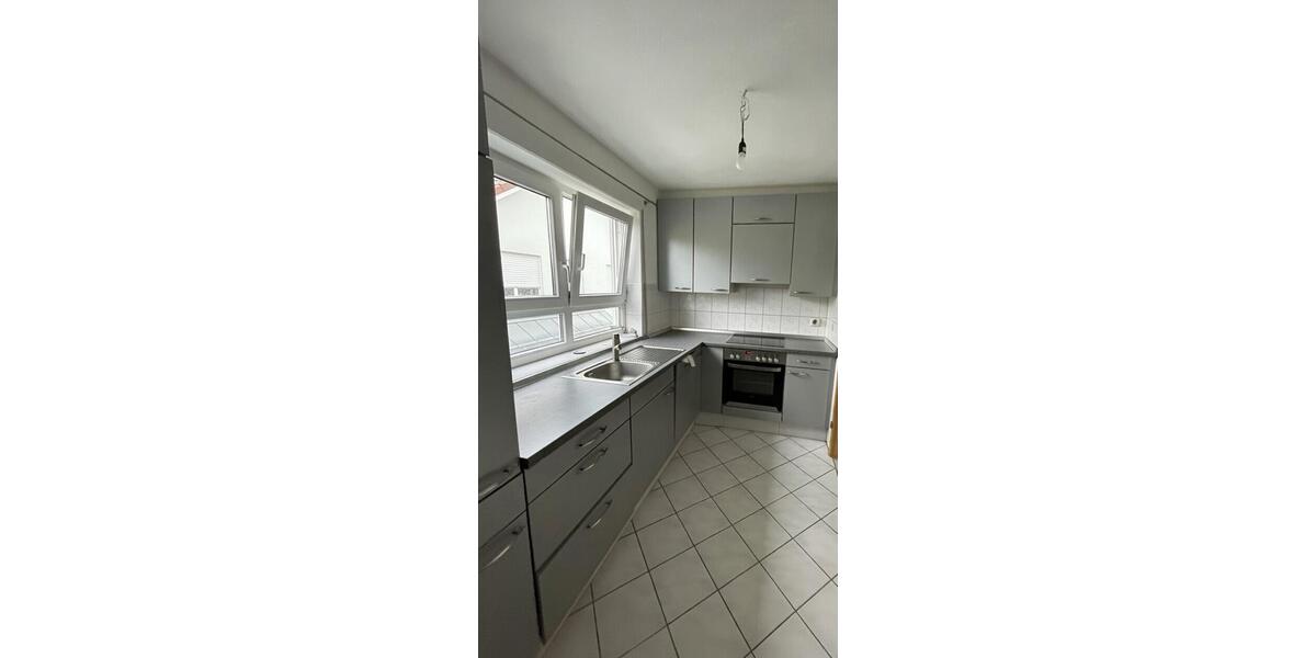 Dachgeschoßwohnung Künzelsau - 3 Zimmer, 86 m&sup2;, 1.050&euro; | Angebot:24826905