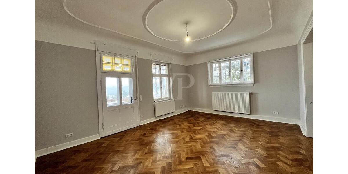 Maisonettenwohnung Marburg - 5 Zimmer, 200 m&sup2;, 3.100&euro; | Angebot:24867686