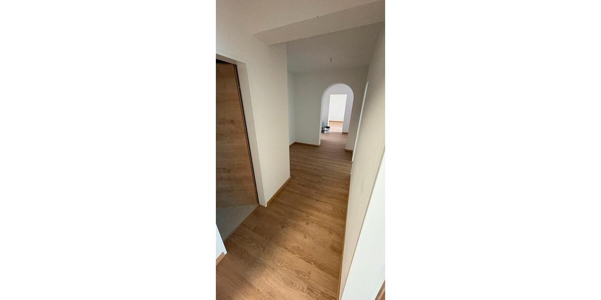 Erdgeschoßwohnung Penzberg - 3 Zimmer, 82 m&sup2;, 1.688&euro; | Angebot:26610685