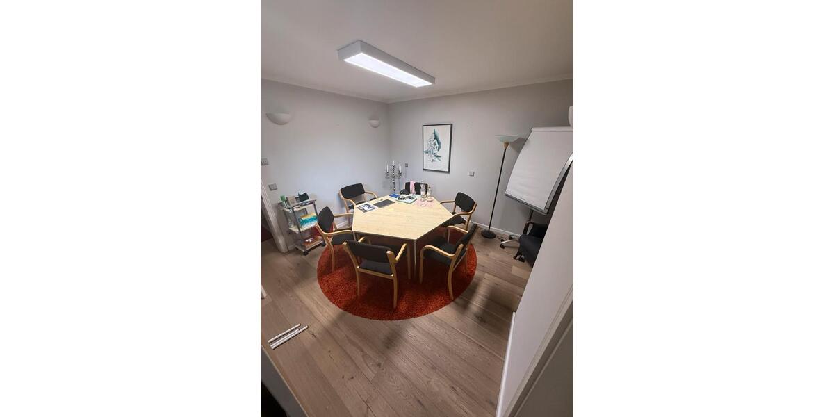Etagenwohnung Rellingen - 2 Zimmer, 59 m&sup2;, 720&euro; | Angebot:25988112