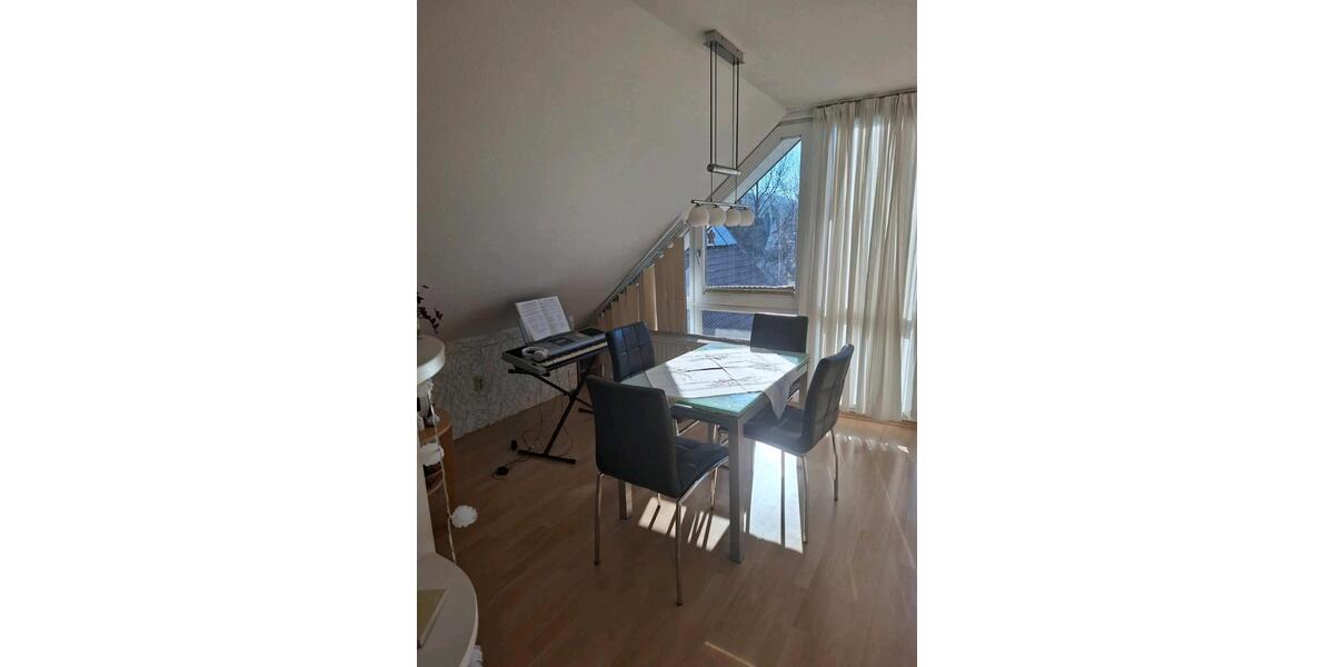 Dachgeschoßwohnung Coswig - 2 Zimmer, 52 m&sup2;, 380&euro; | Angebot:25328324