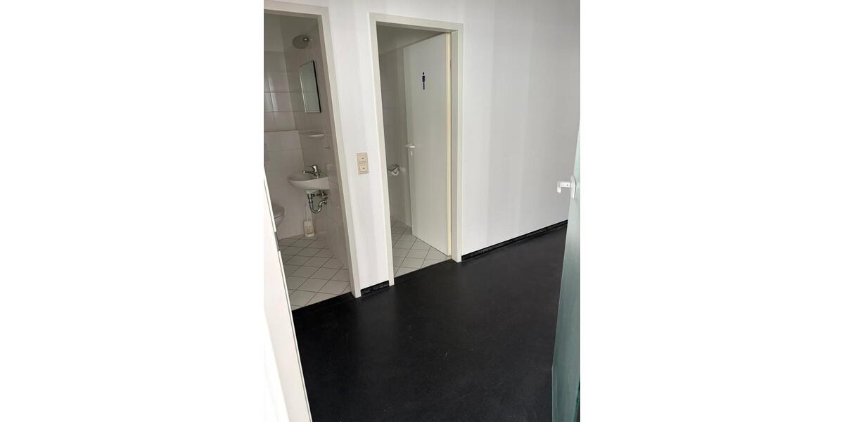 Etagenwohnung Bad Salzuflen - 3 Zimmer, 125 m&sup2;, 1.500&euro; | Angebot:26689303