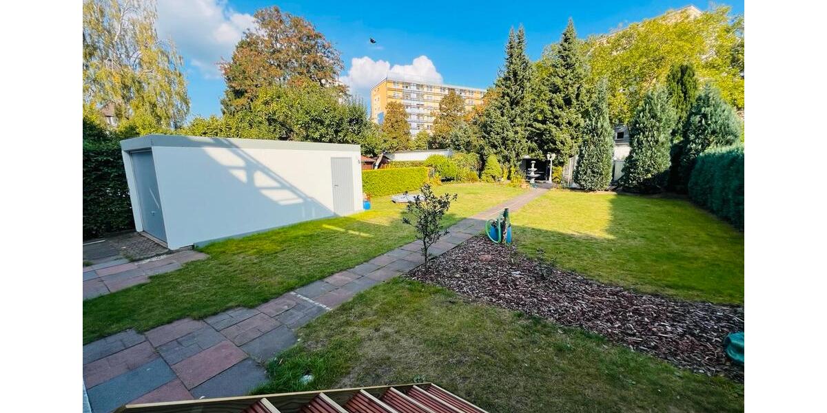 Etagenwohnung Braunschweig Lehndorf-Watenbüttel - 4 Zimmer, 150 m&sup2;, 2.400&euro; | Angebot:25948877