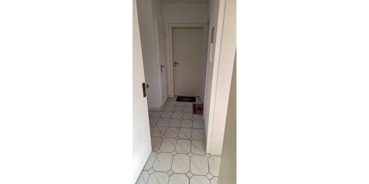 Dachgeschoßwohnung Göttingen Nordstadt - 4 Zimmer, 90 m&sup2;, 890&euro; | Angebot:26232161