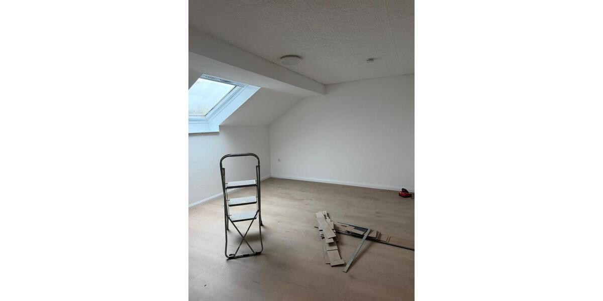 Dachgeschoßwohnung Edingen-Neckarhausen Neckarhausen - 2 Zimmer, 70 m&sup2;, 900&euro; | Angebot:24770914