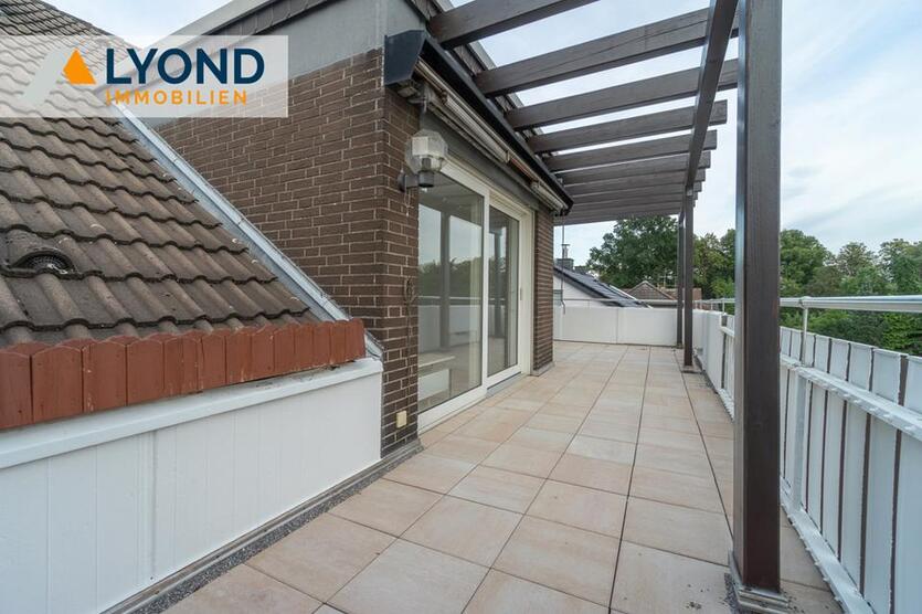 Sanierte 2-Zimmer-Wohnung mit großer Dachterrasse in ruhiger Lage von Hamm zu vermieten!