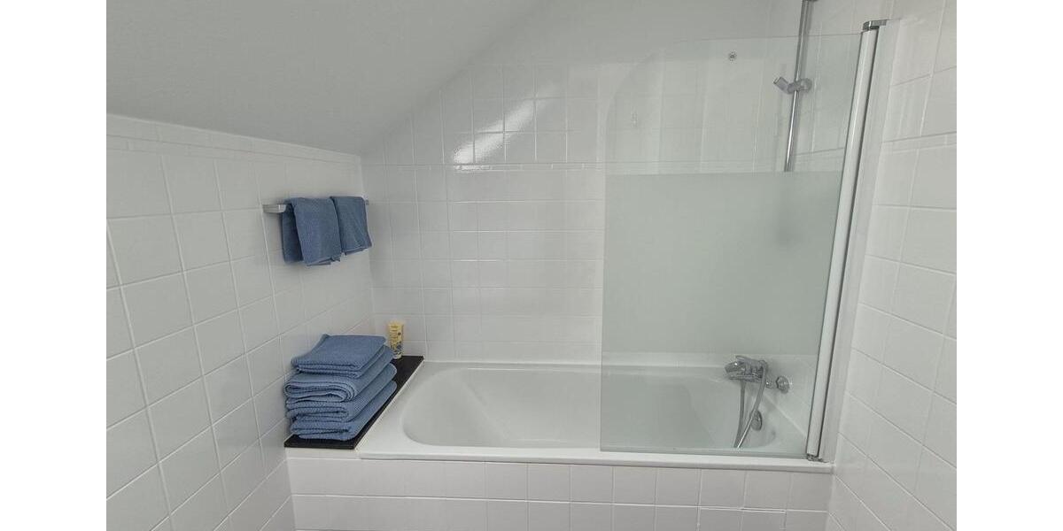 Wohnen auf Zeit Düsseldorf Stadtbezirk 5 - 2 Zimmer, 68 m&sup2;, 1.700&euro; | Angebot:26649850