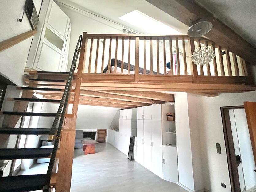„DG-Wohnung 64 m², Galerie & Klimaanlage, Ingolstadt“