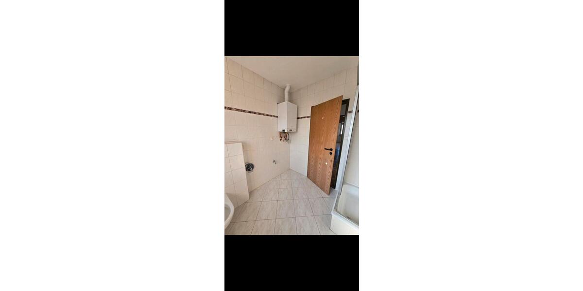 Etagenwohnung Gommern Ladeburg - 3 Zimmer, 90 m&sup2;, 585&euro; | Angebot:25723605