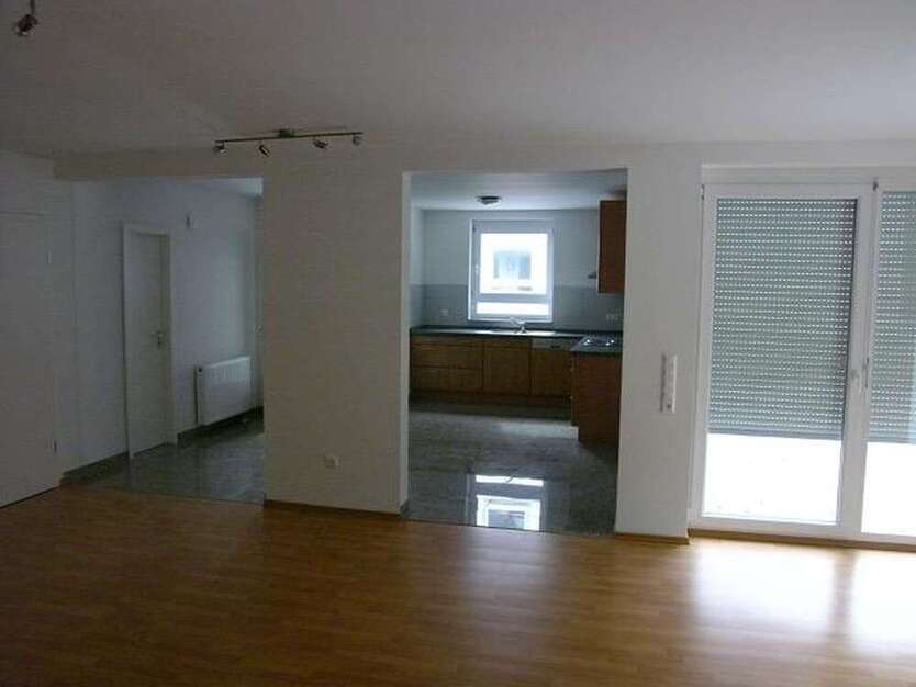 Haus zum Mieten in Kaiserslautern Morlautern 1.400 € 206 m²