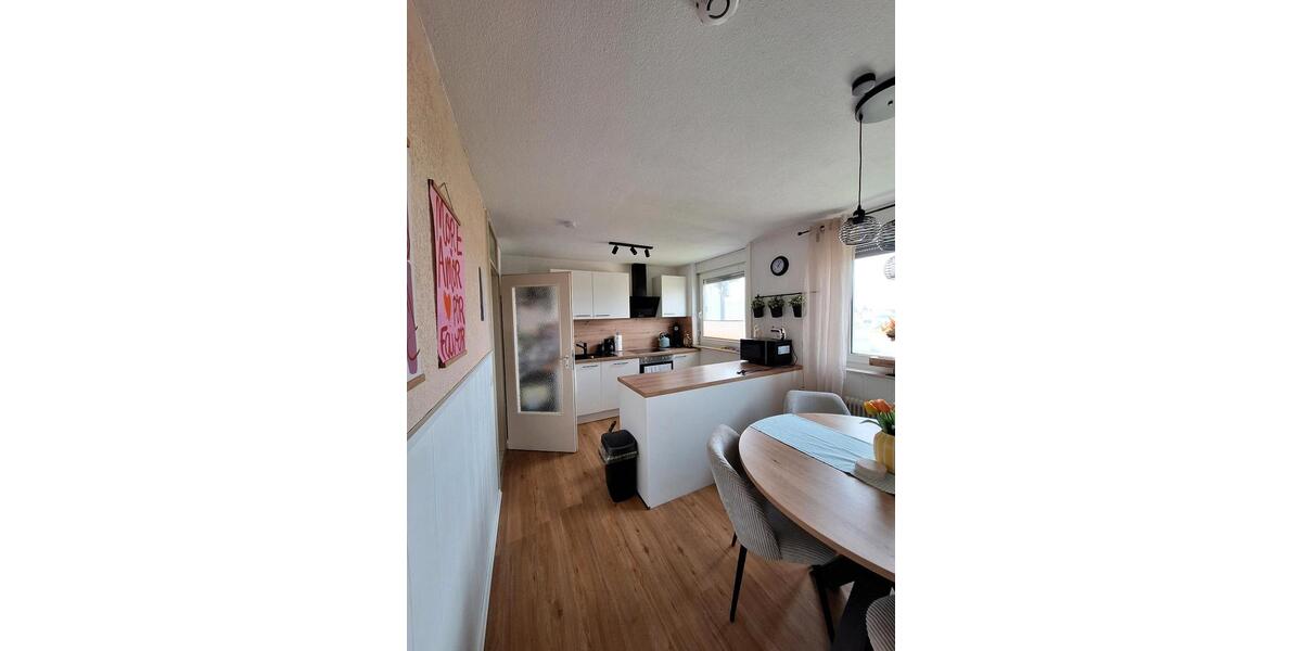 Etagenwohnung Rheinau - 4 Zimmer, 94 m&sup2;, 1.100&euro; | Angebot:25870576