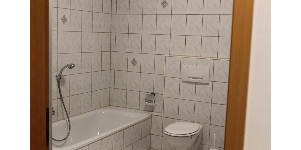 Dachgeschoßwohnung Schrobenhausen - 4 Zimmer, 101 m&sup2;, 925&euro; | Angebot:24877751