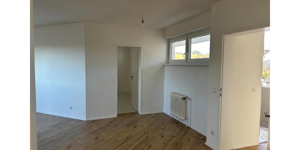 Wohnen auf Zeit Bad Berleburg - 4 Zimmer, 94 m&sup2;, 300&euro; | Angebot:25905969