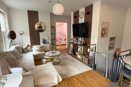Wohnung Offenbach am Main Bieberer Berg - 3 Zimmer, 75 m&sup2;, 1.700&euro; | Angebot:26639037