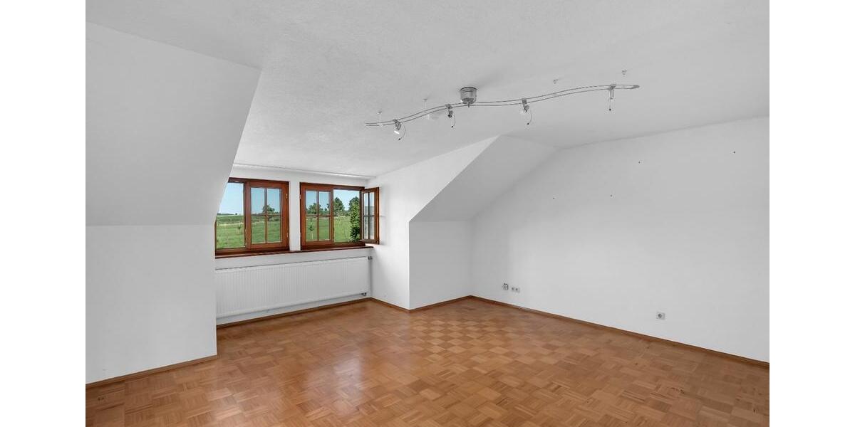 Etagenwohnung Schrozberg - 4 Zimmer, 97 m&sup2;, 890&euro; | Angebot:25990806