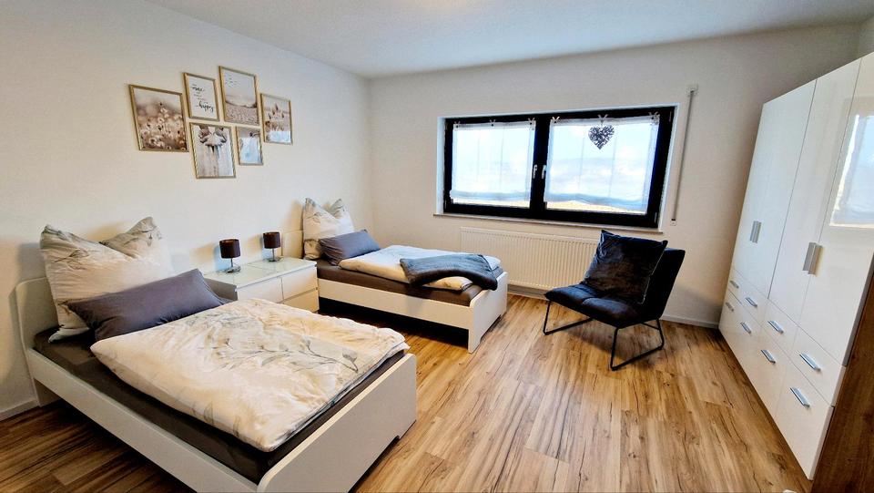 Wohnen auf Zeit Hasselroth - 4 Zimmer, 120 m&sup2;, 18&euro; | Angebot:25803972