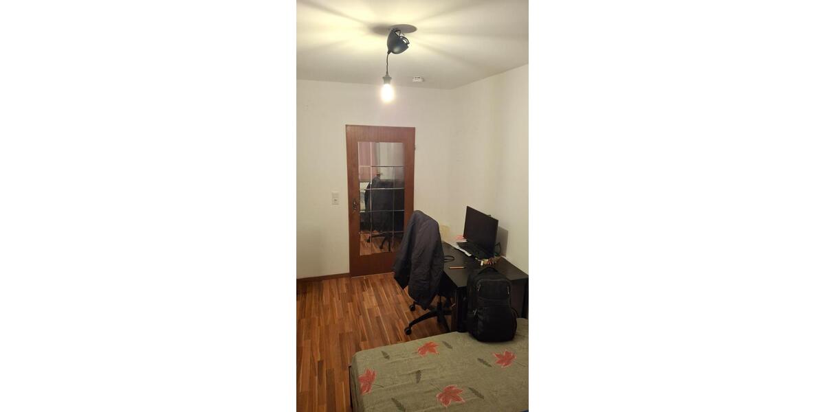 Wohnen auf Zeit Wiesbaden Biebrich - 1 Zimmer, 14 m&sup2;, 345&euro; | Angebot:26215512