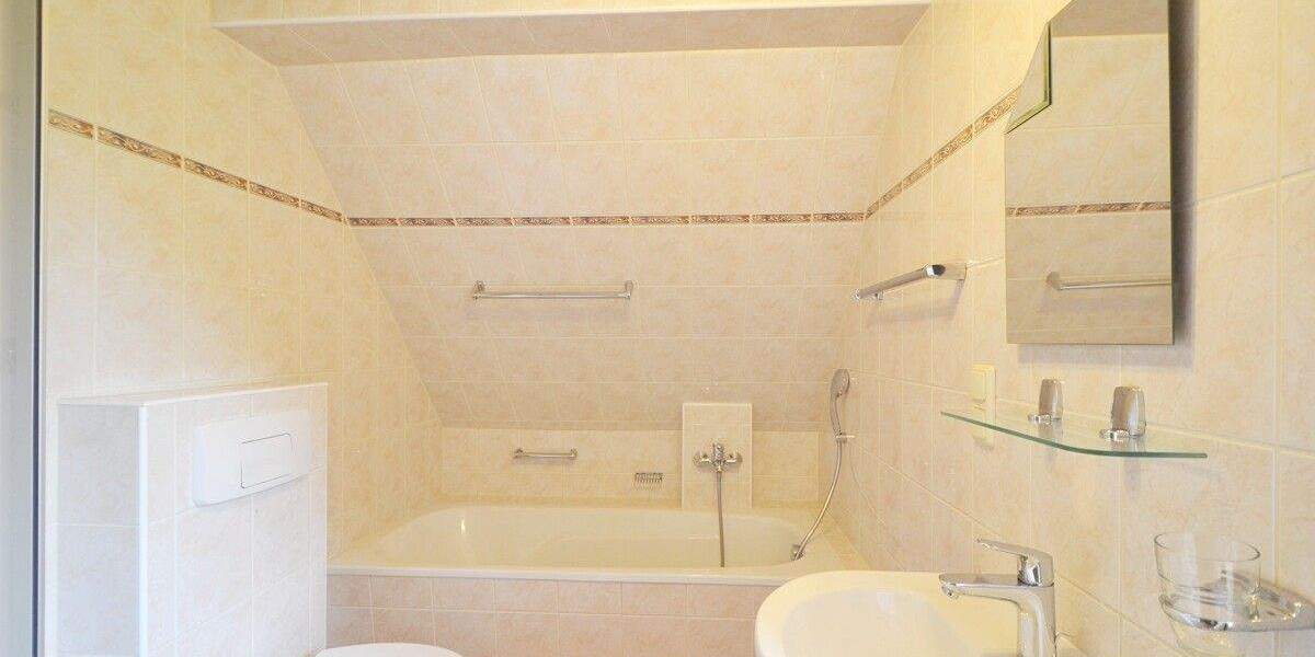 Etagenwohnung Lüdershagen - 2 Zimmer, 58 m&sup2;, 465&euro; | Angebot:25747085