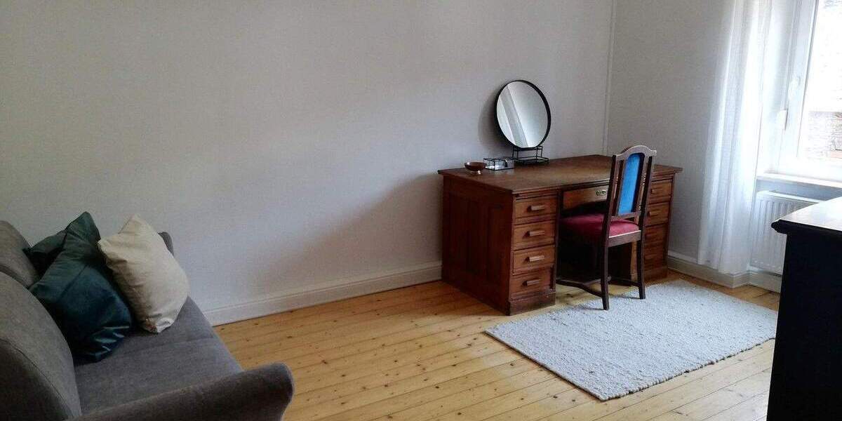 Einfamilienhaus Reil - 5 Zimmer, 142 m&sup2;, 940&euro; | Angebot:25870177