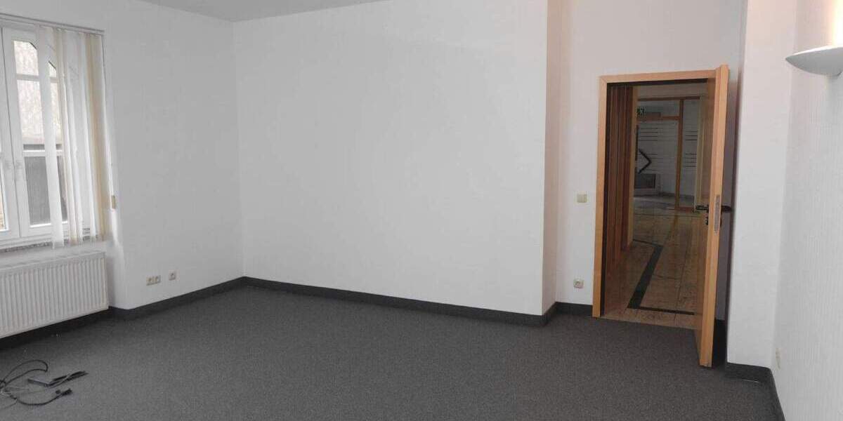 Gewerbeobjekt Konz Oberemmel - 6 Zimmer, 258 m&sup2;, 900&euro; | Angebot:25803187