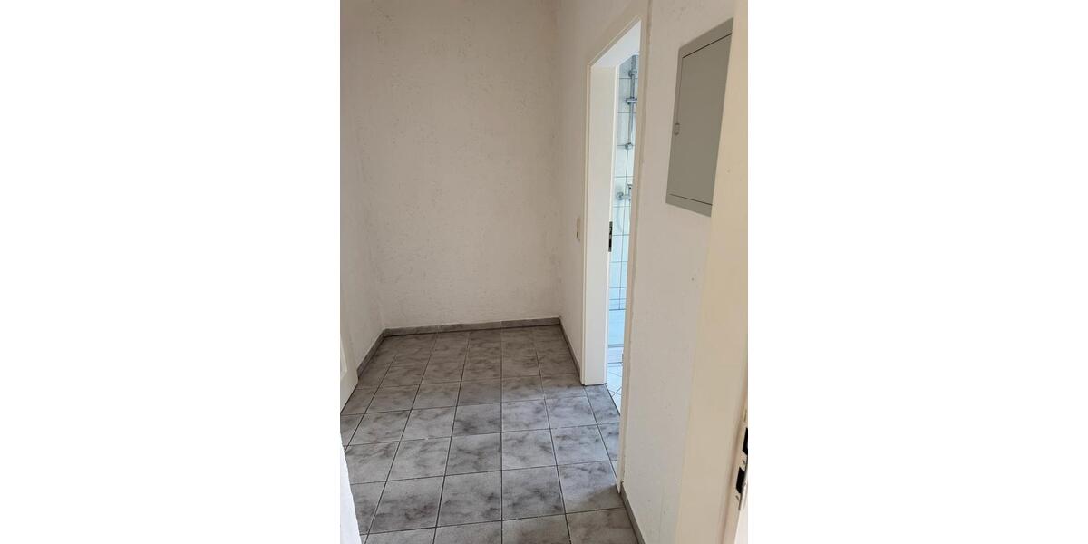 Erdgeschoßwohnung Netzschkau - 1 Zimmer, 35 m&sup2;, 240&euro; | Angebot:26480550