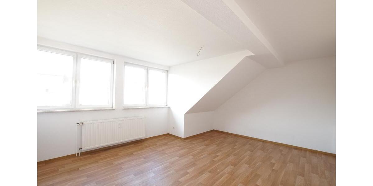 Etagenwohnung Pößneck - 2 Zimmer, 49 m&sup2;, 295&euro; | Angebot:26297191